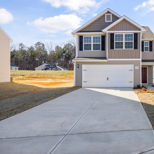 CONCRETE AND DRIVEWAY CLEANING in Frisco, TX